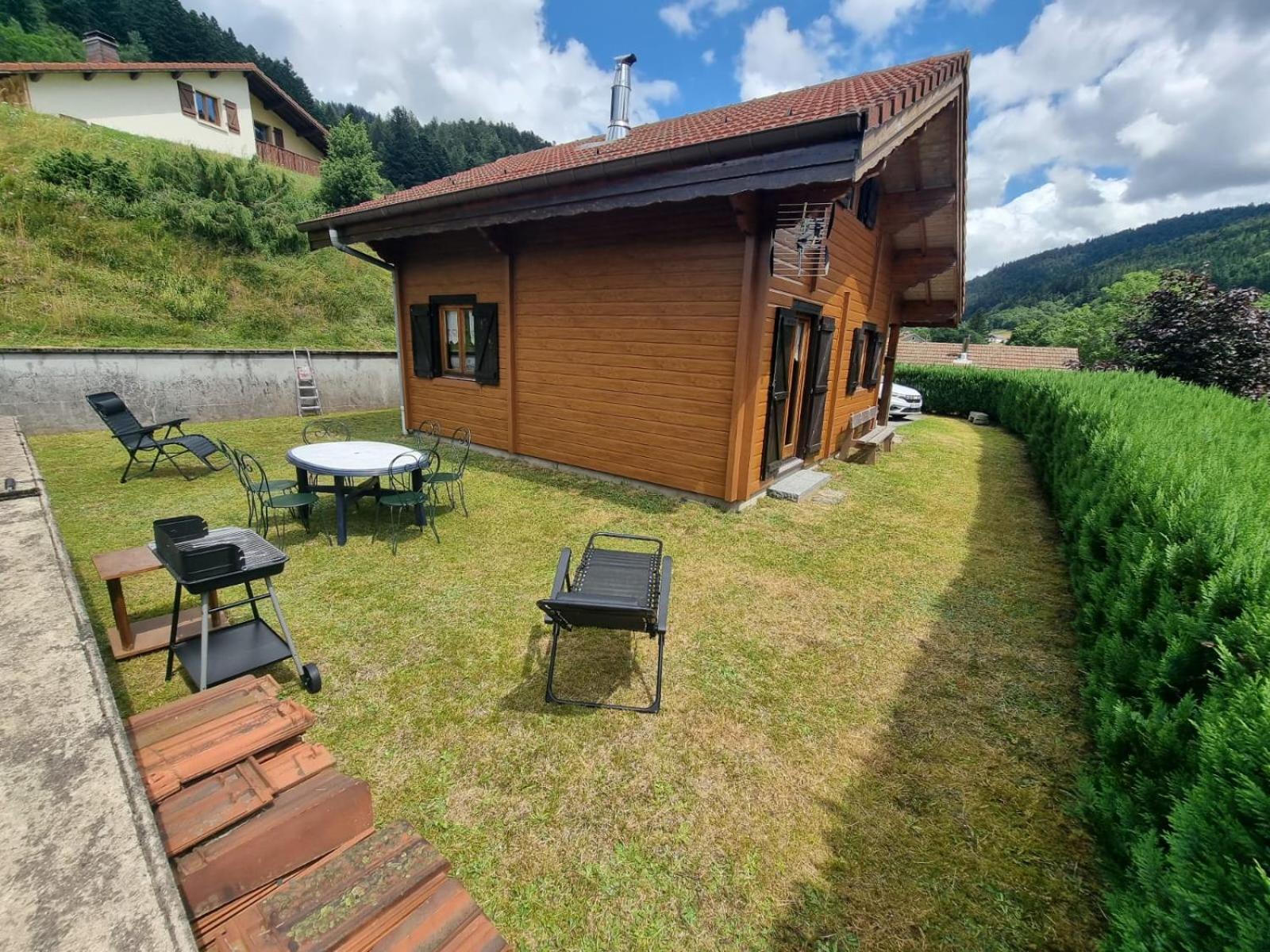 Le "Chalet De Minette" 2 Etoiles La Bresse Luaran gambar